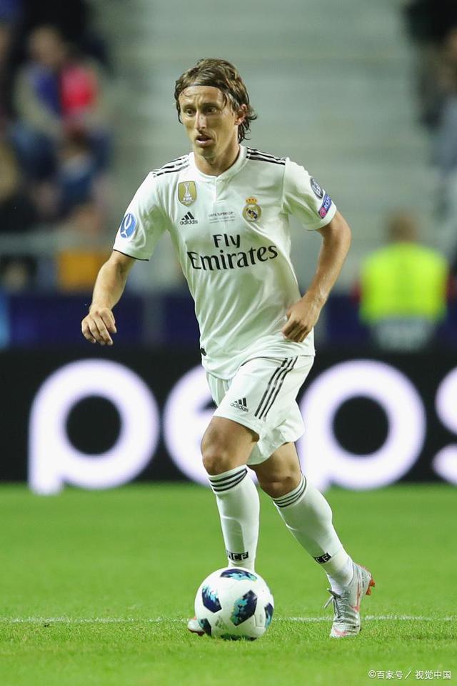 意媒：那不勒斯仍未能敲定胡安卢，狼队与森林已加入竞争