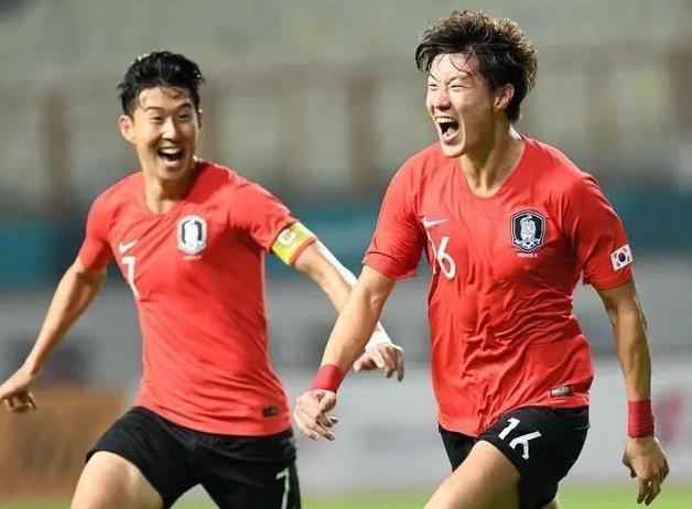 碾压！詹姆斯生涯对阵猛龙58胜18负，场均28+8+7